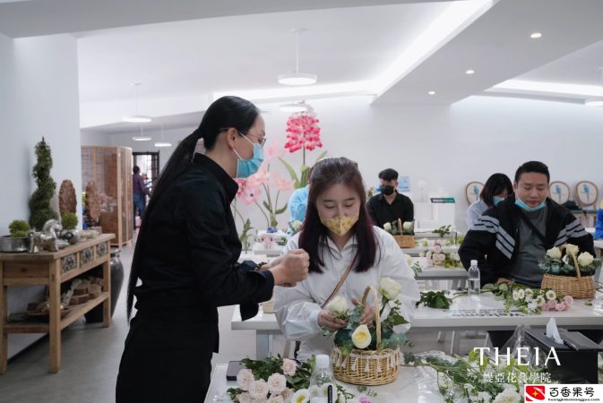 开一个小花店要多少钱