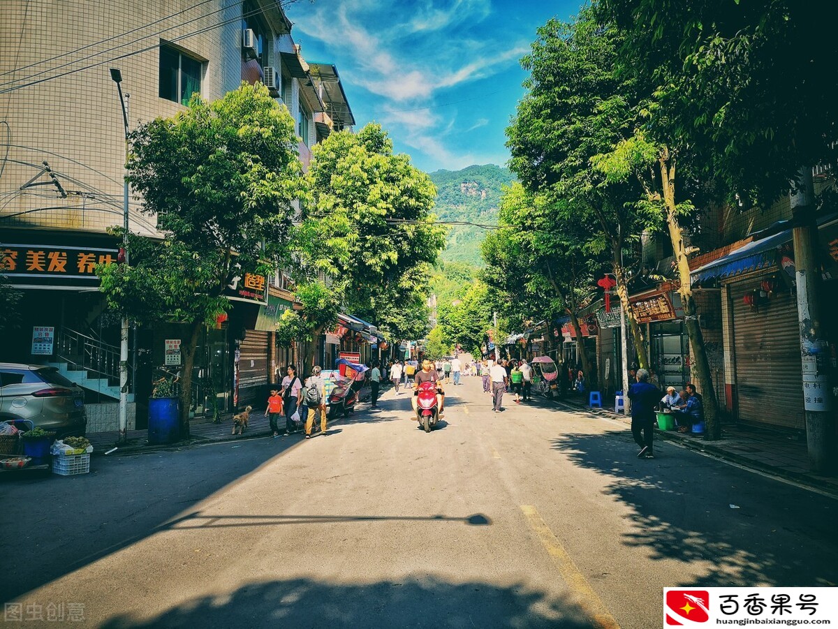 适合乡镇开的十五种店？在镇上开什么店好赚钱？
