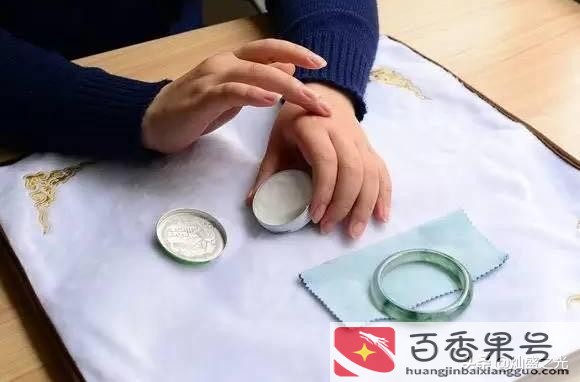 手镯怎么戴才正确