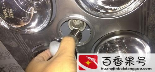 换灯泡需要关电闸吗