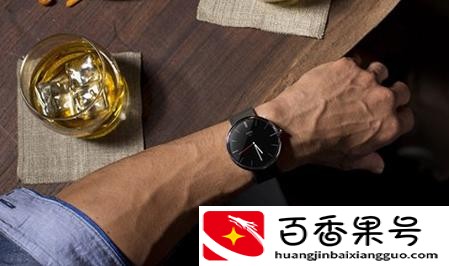 男人手表应该戴在哪只手