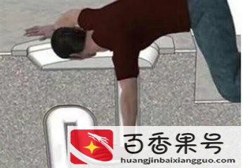 手机掉厕所里捞出来怎么处理