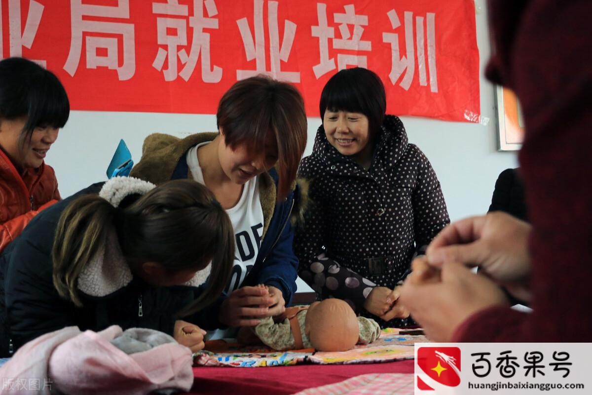 女生在养老院工作好吗