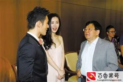 王石为什么会看上田朴珺
