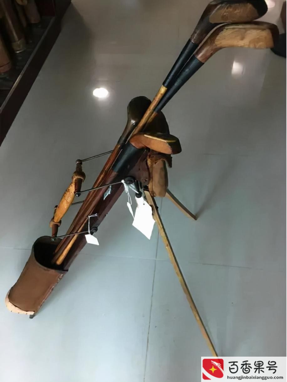 做高尔夫球童的女孩正经吗