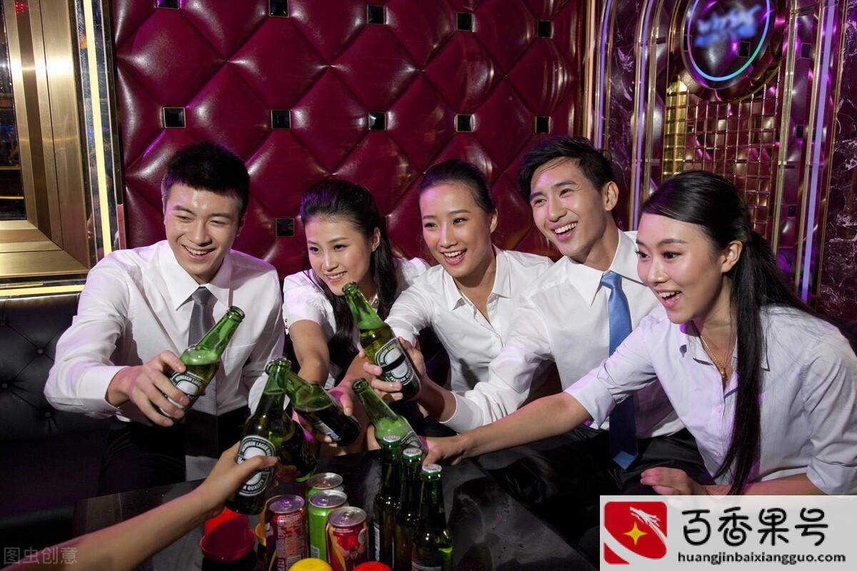 ktv陪酒的都能做什么