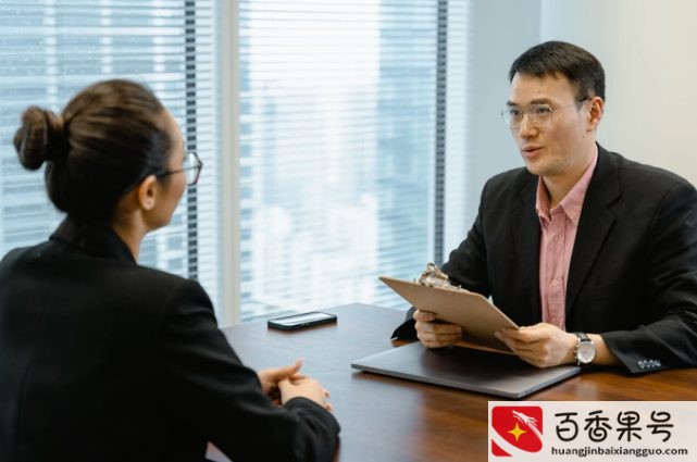 年轻人适合做什么行业