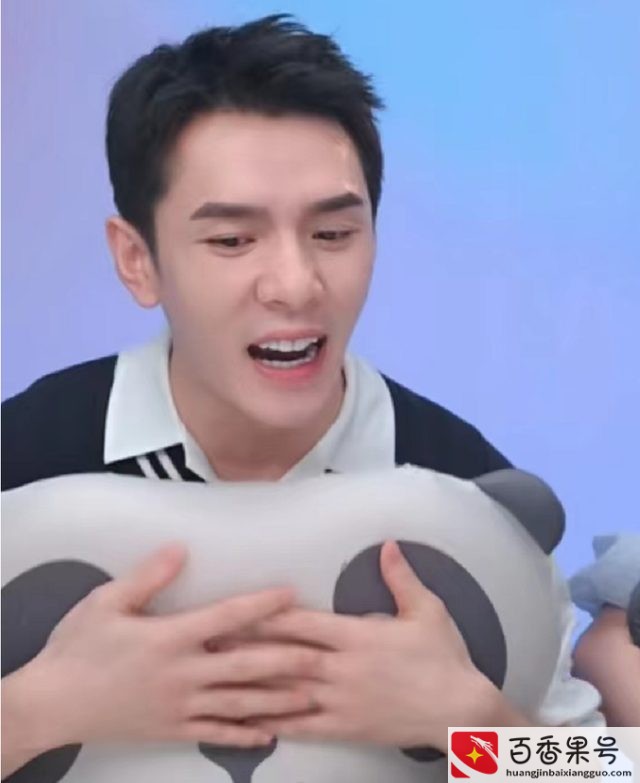 李佳琪怎么了？李佳琦直播被停？