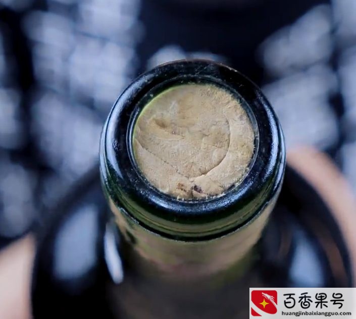 82年拉菲多少钱一瓶