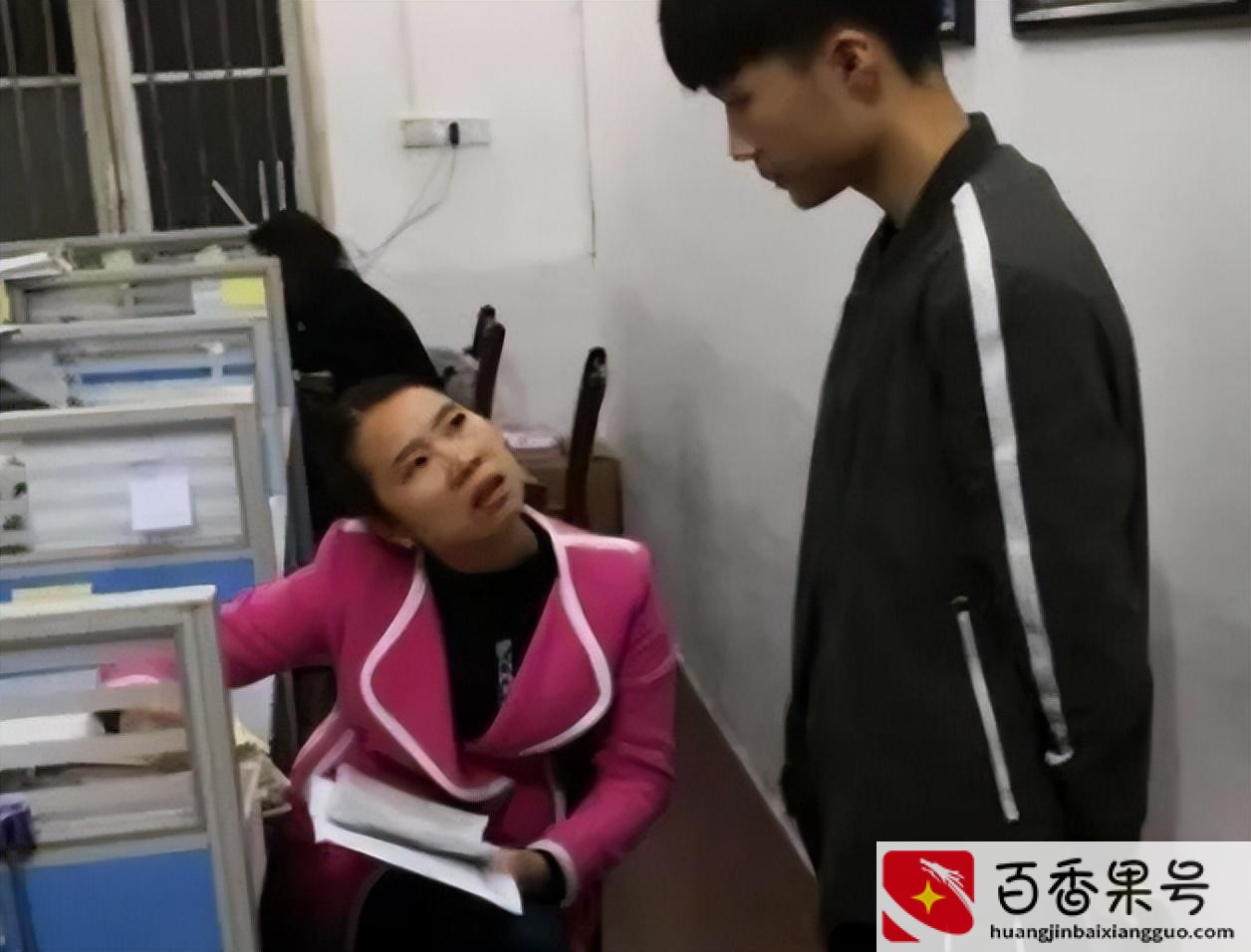 高中老师一年能挣多少万