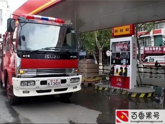 私人加油站一年利润多少钱