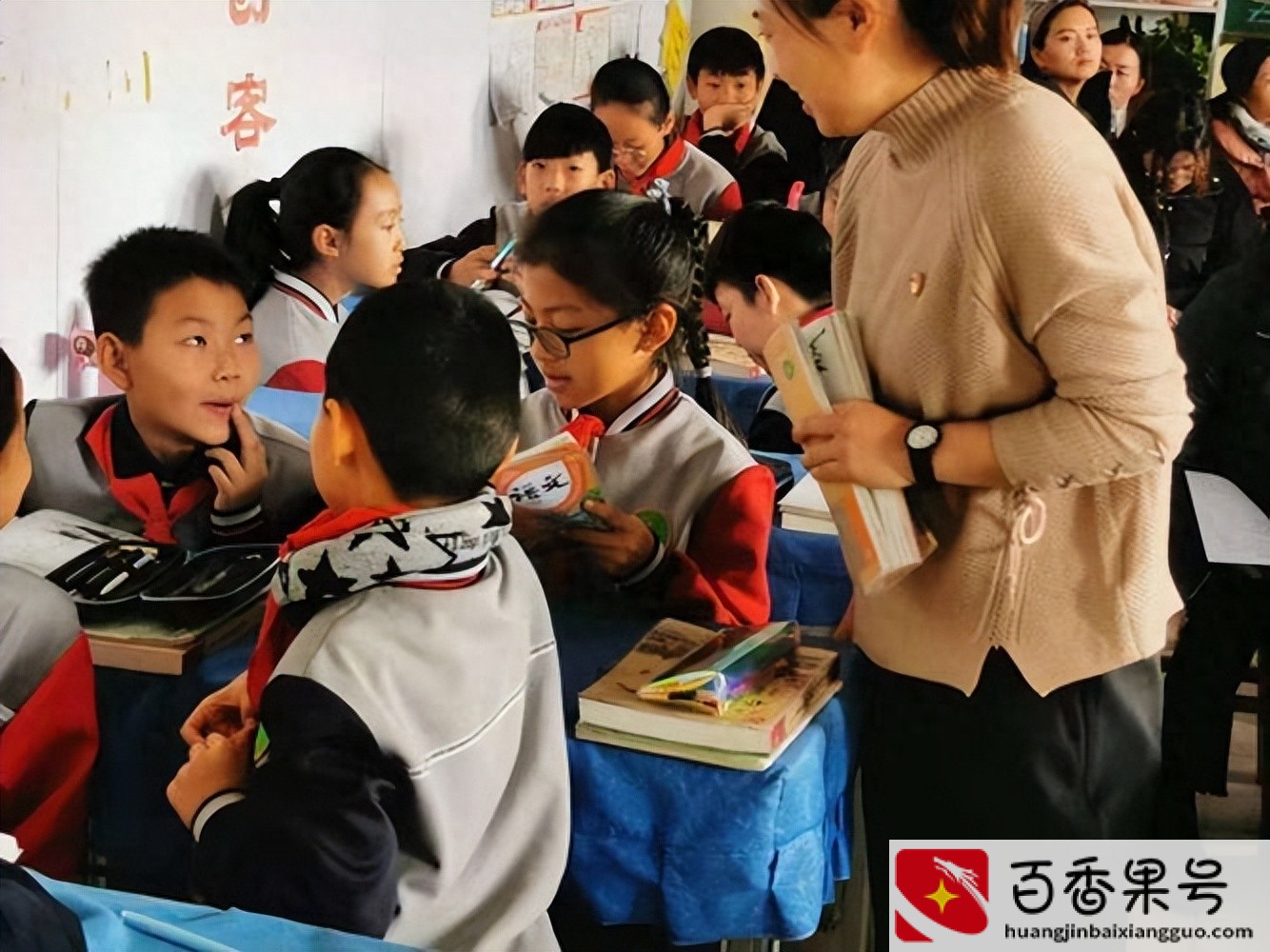 小学老师和初中老师哪个工资高