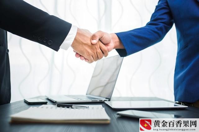 初入职场送什么礼物？初入职场送礼物合适吗？