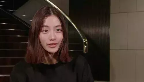 第一天上班迟到还去吗？第一天入职迟到会没事吧？