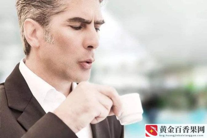 人只要待业一年基本就废掉了