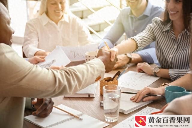 新手一万块可以开什么店