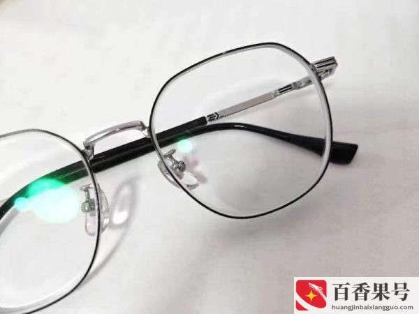 眼镜是不是暴利行业